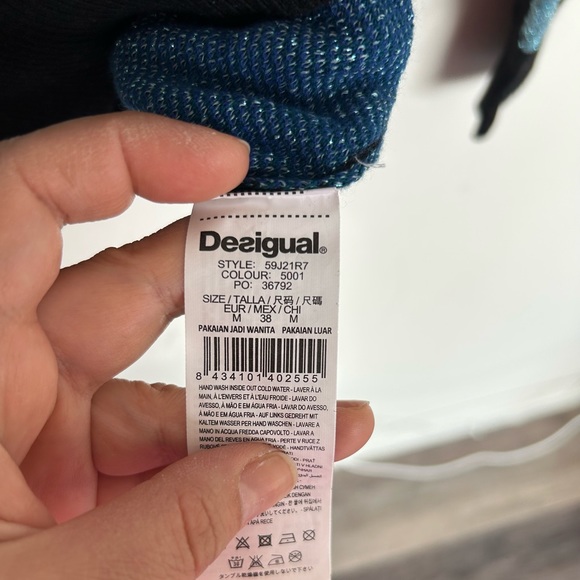 Desigual Long Sleeve Sweater Medium Black with colorful pattern and rhinestones. - Picture 3 of 5